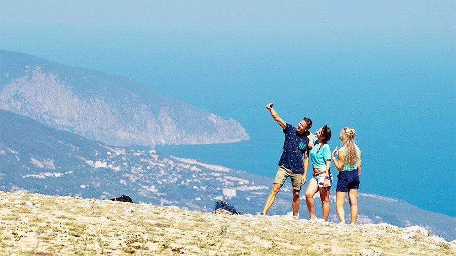 Проживание туристов в Крыму продлят безвозмездно