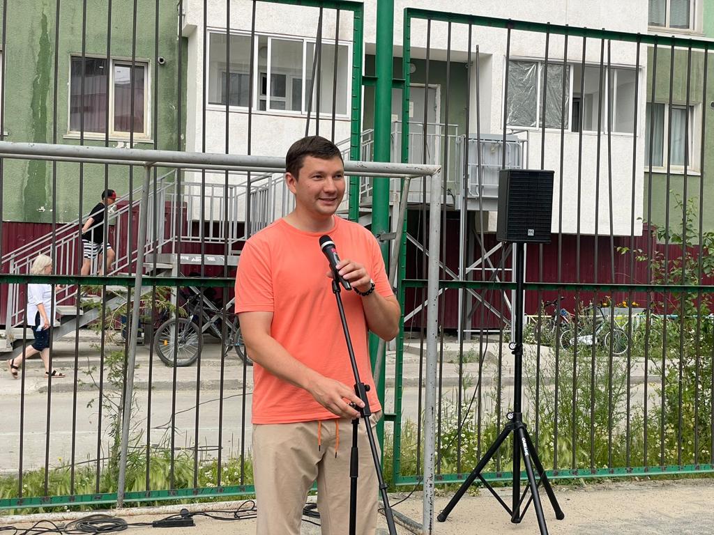 Ярко, весело, позитивно: «Праздники двора» охватили уже более десятки тысяч горожан в Якутске
