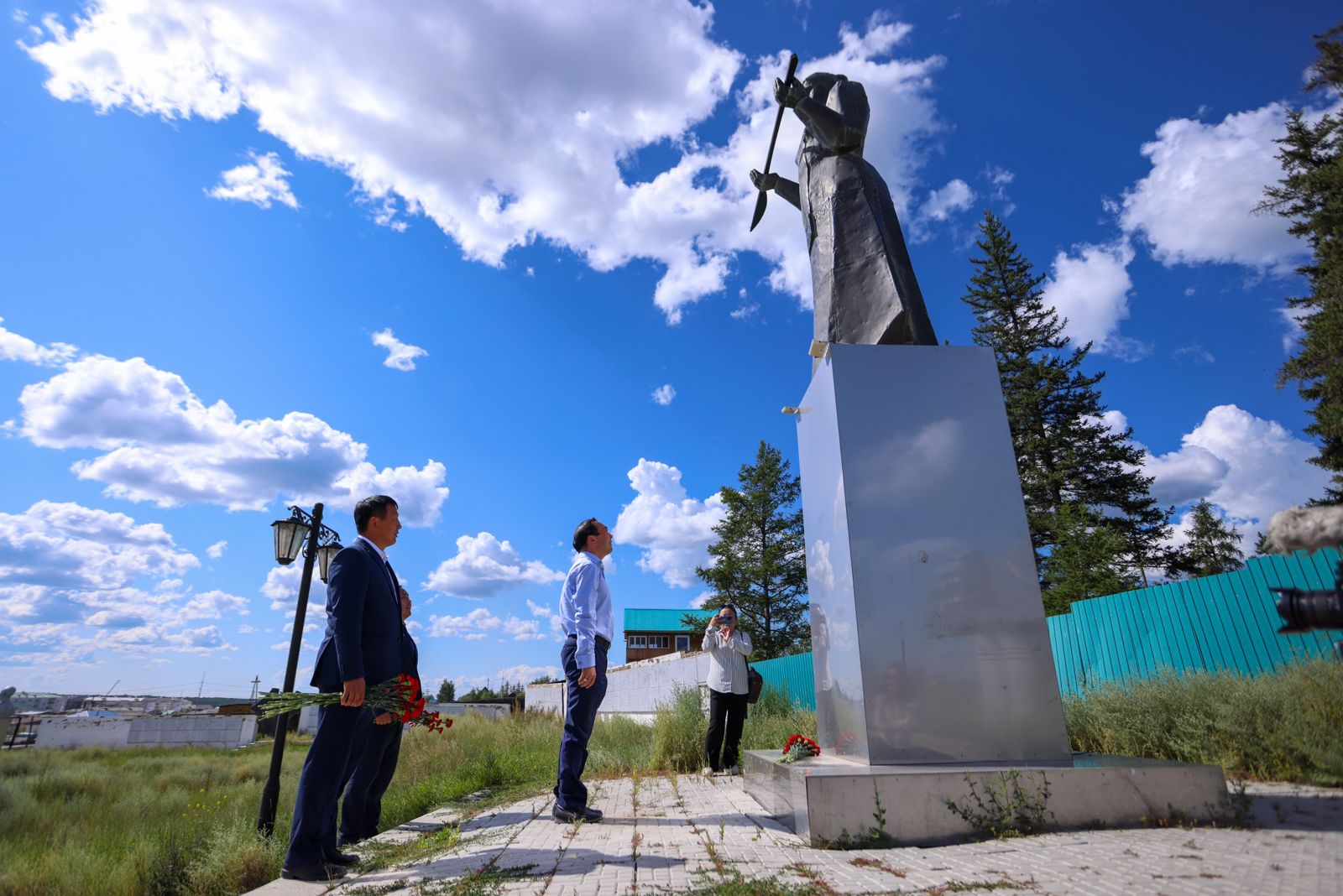 Территорию монумента Победы реконструируют в якутском селе Майя