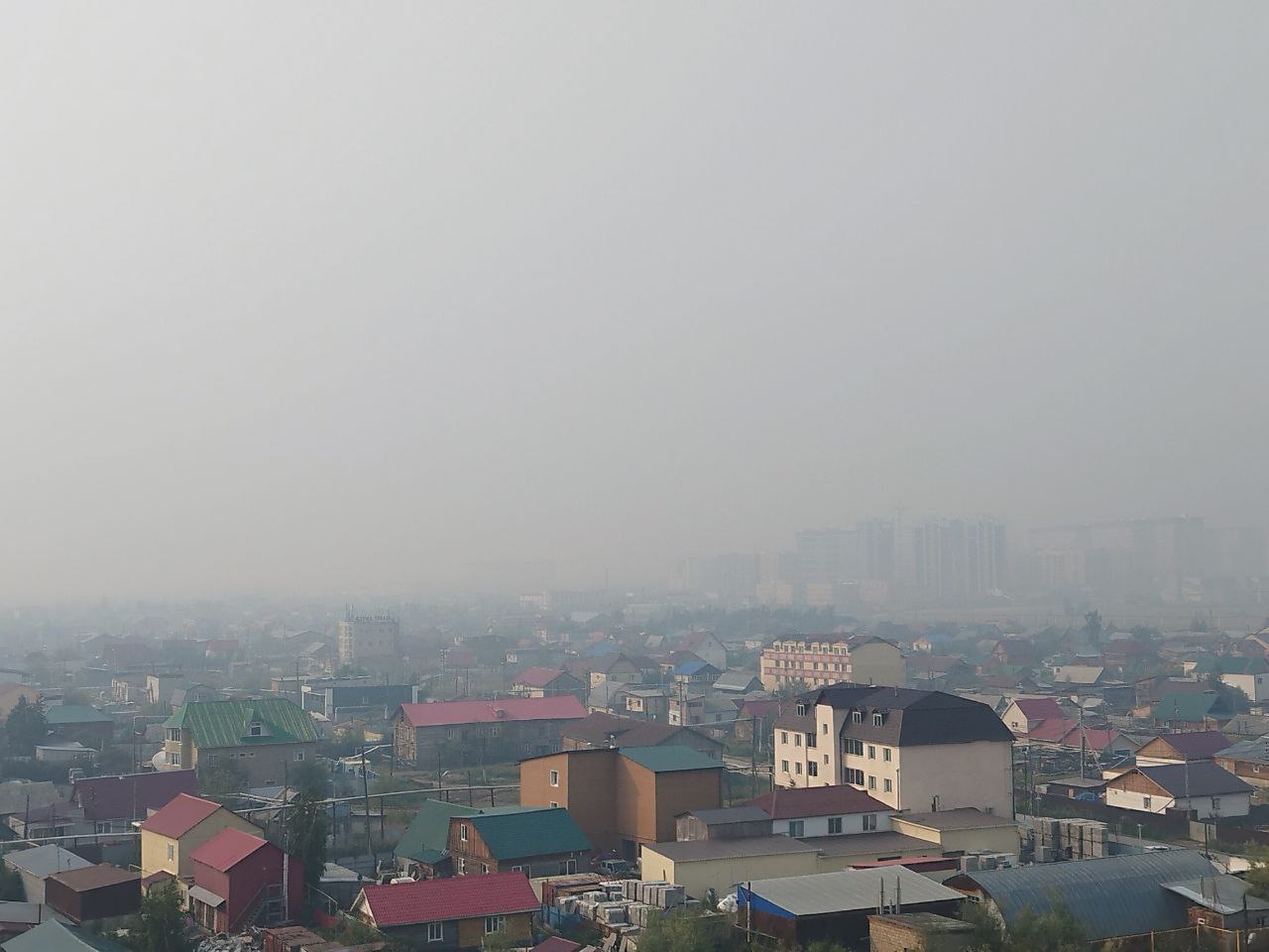 Загрязнение воздуха по трем показателям зарегистрировали в Якутске