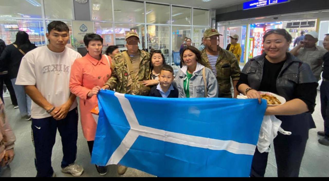 Участников СВО встретили в аэропорту Якутска
