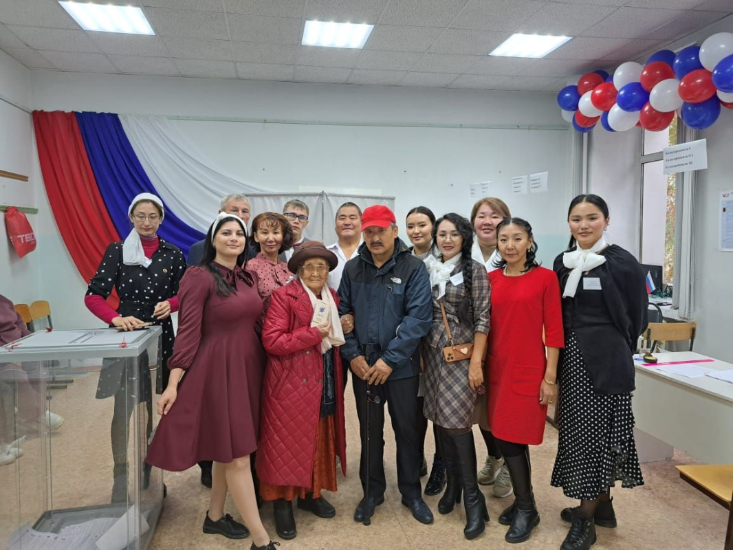100-летняя жительница Якутии проголосовала на выборах