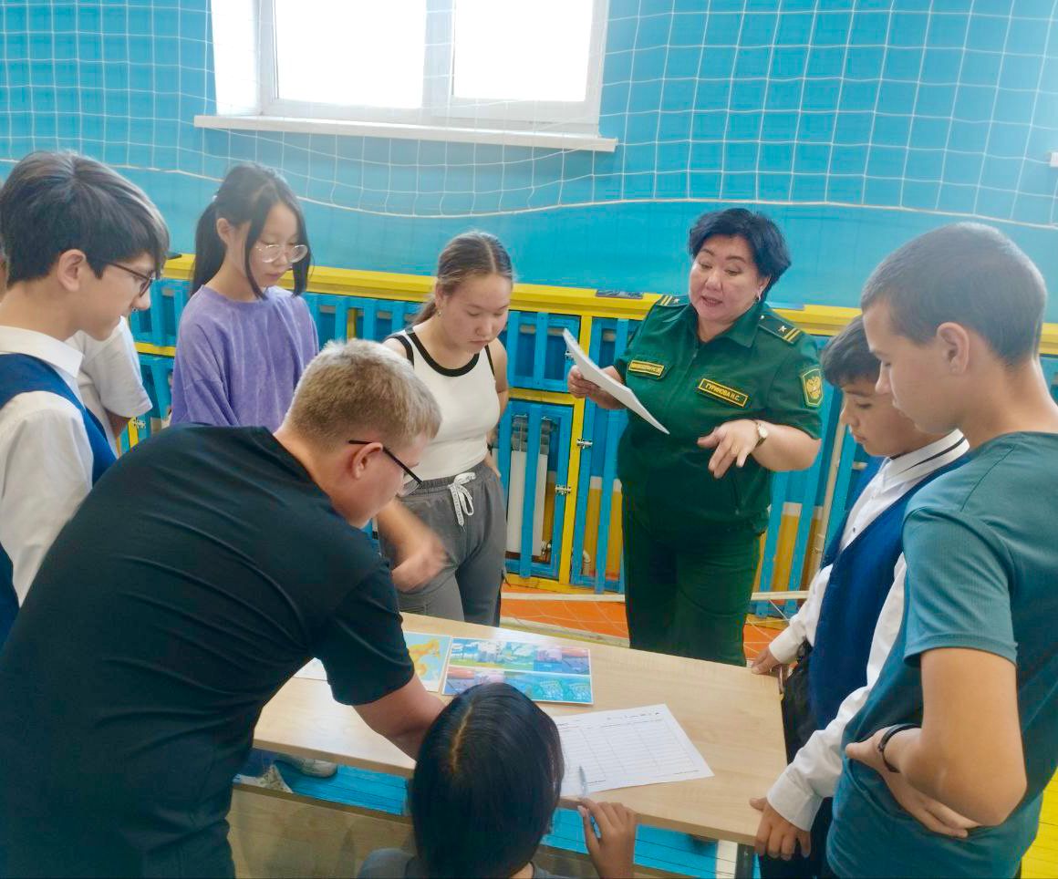 60 гимназистов Томпонского района приняли участие в ЭкоГТО