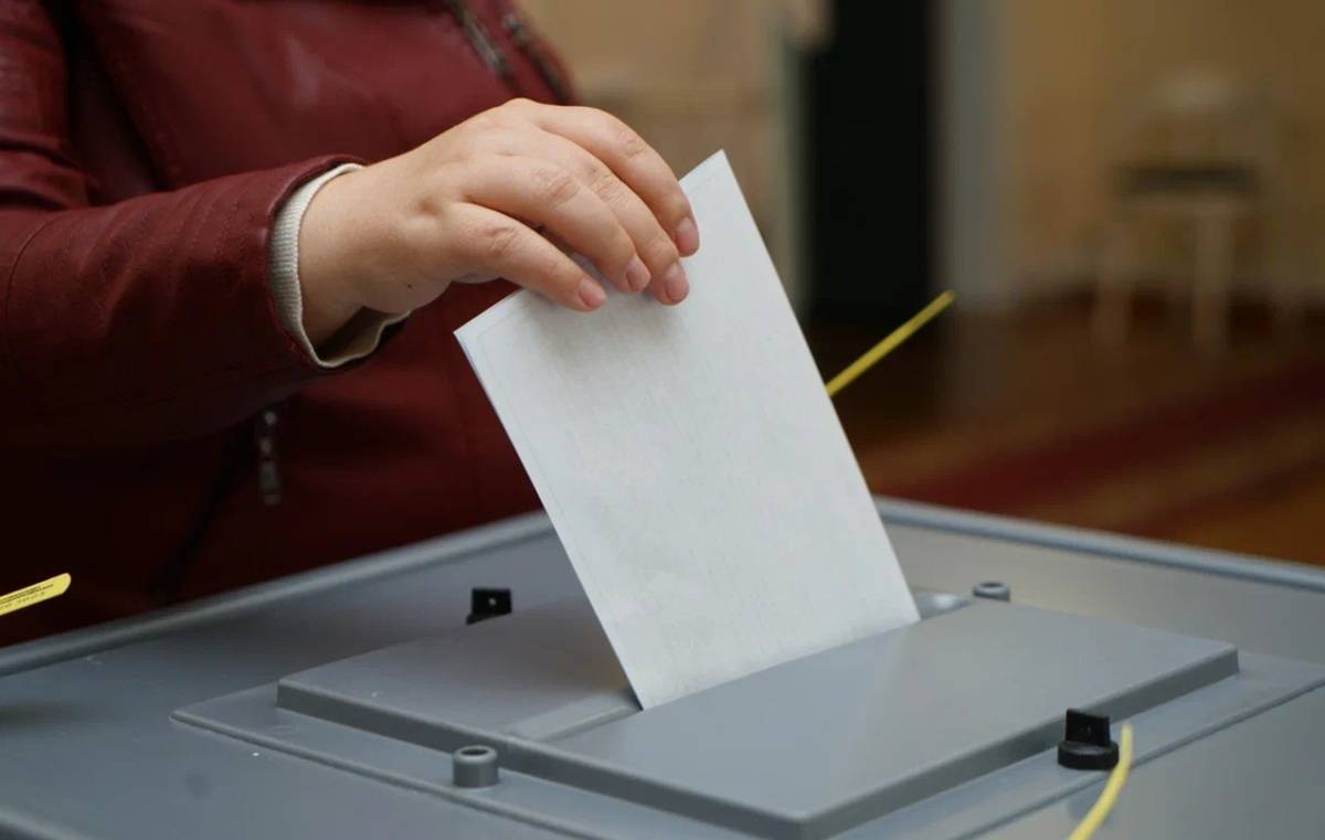 Более 244 тысяч избирателей проголосовали в Якутии