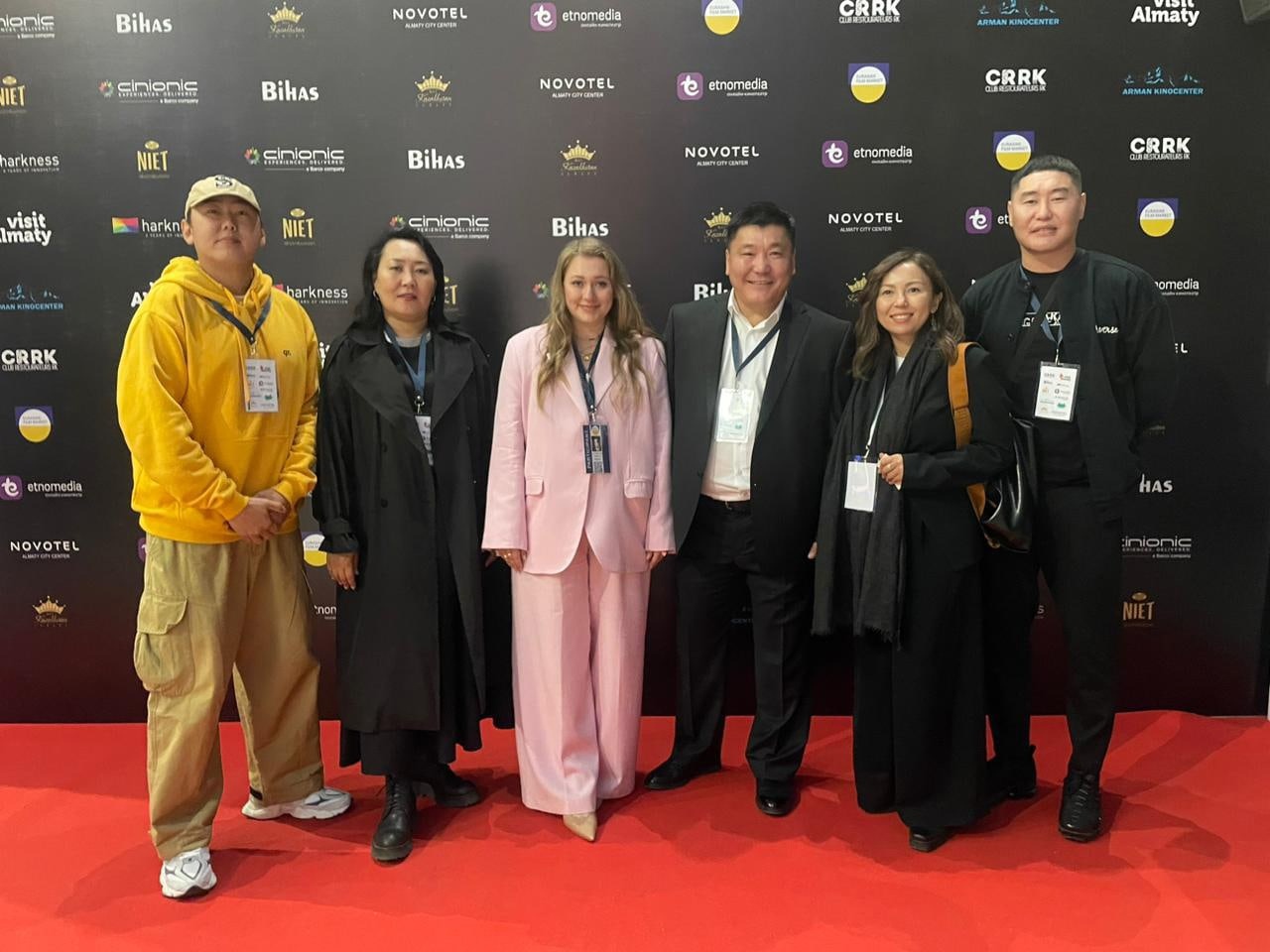 «Сахафильм» презентовал линейку якутских фильмов в Алматы