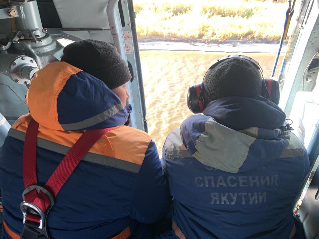 Поиски пропавших рыбаков продолжают в Намском районе Якутии