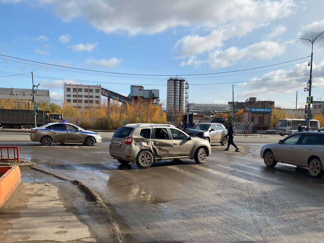 Дети в возрасте 4 и 6 лет пострадали в ДТП в Якутске 
