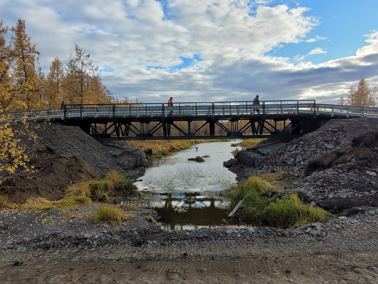 Строительство моста через ручей Солонхой завершили в Верхоянском районе