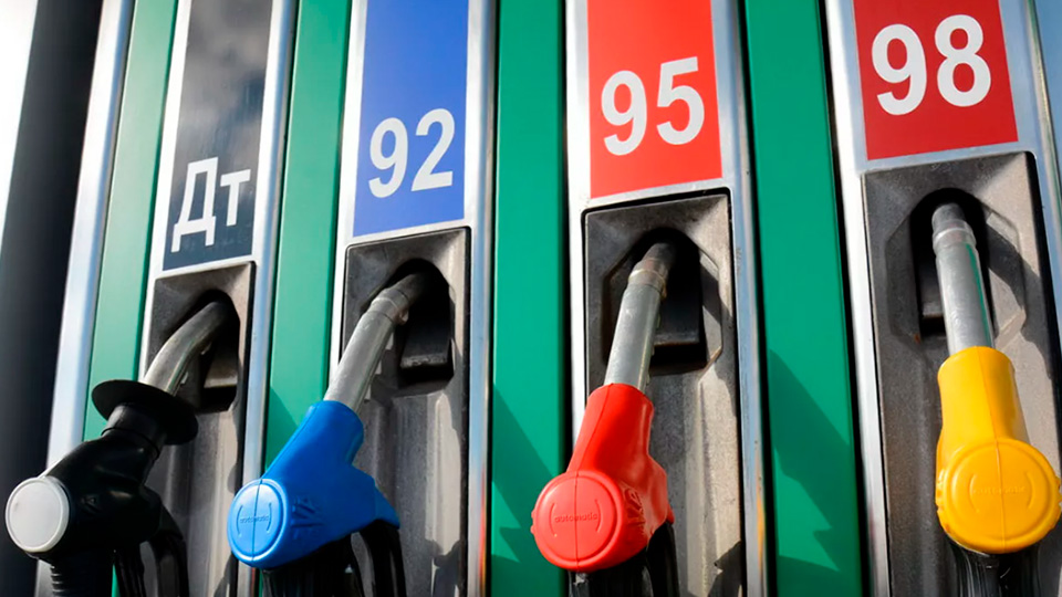 Стабилизацию цен на топливо ожидают в Якутии