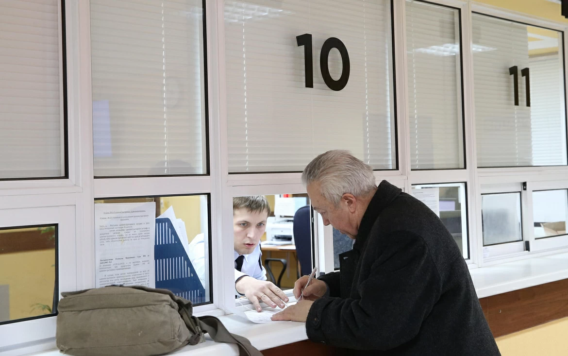 Более 700 тыс граждан из новых субъектов РФ получили российские транспортные документы