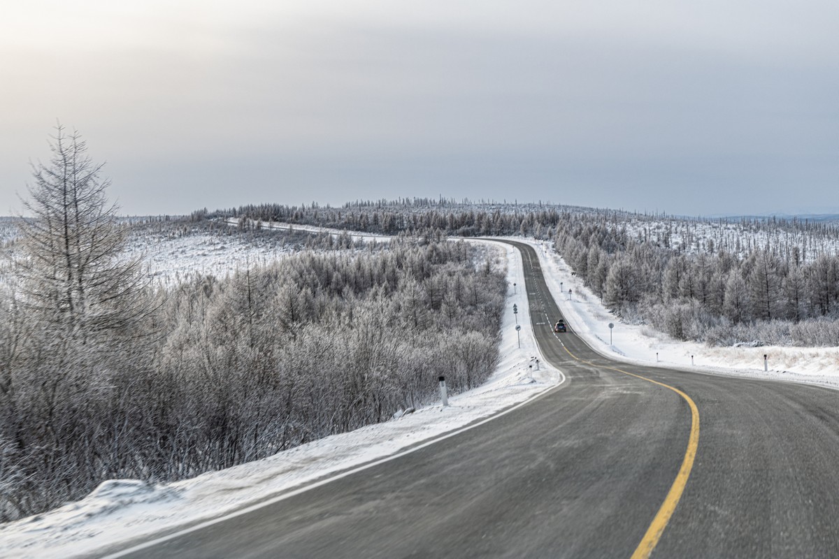 Движение по трассе «Лена» в Якутии ограничили в связи с погодными условиями