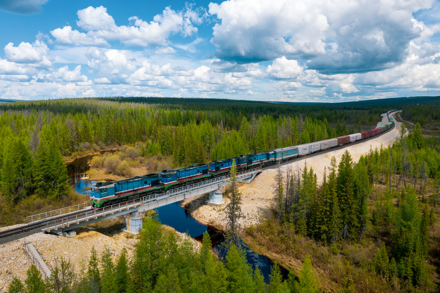 «Железные дороги Якутии» завершают северный завоз