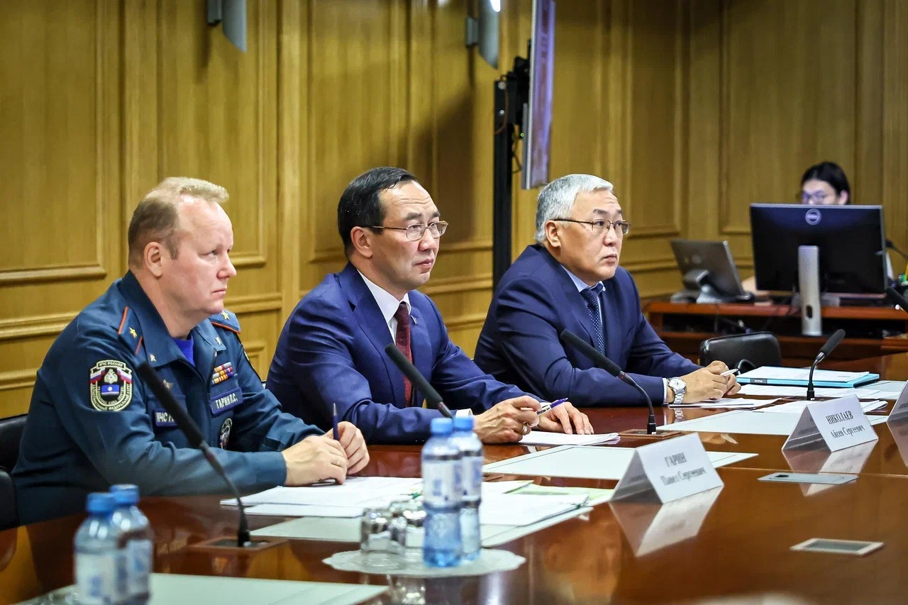 Глава Якутии принял участие в штабной тренировке по гражданской обороне