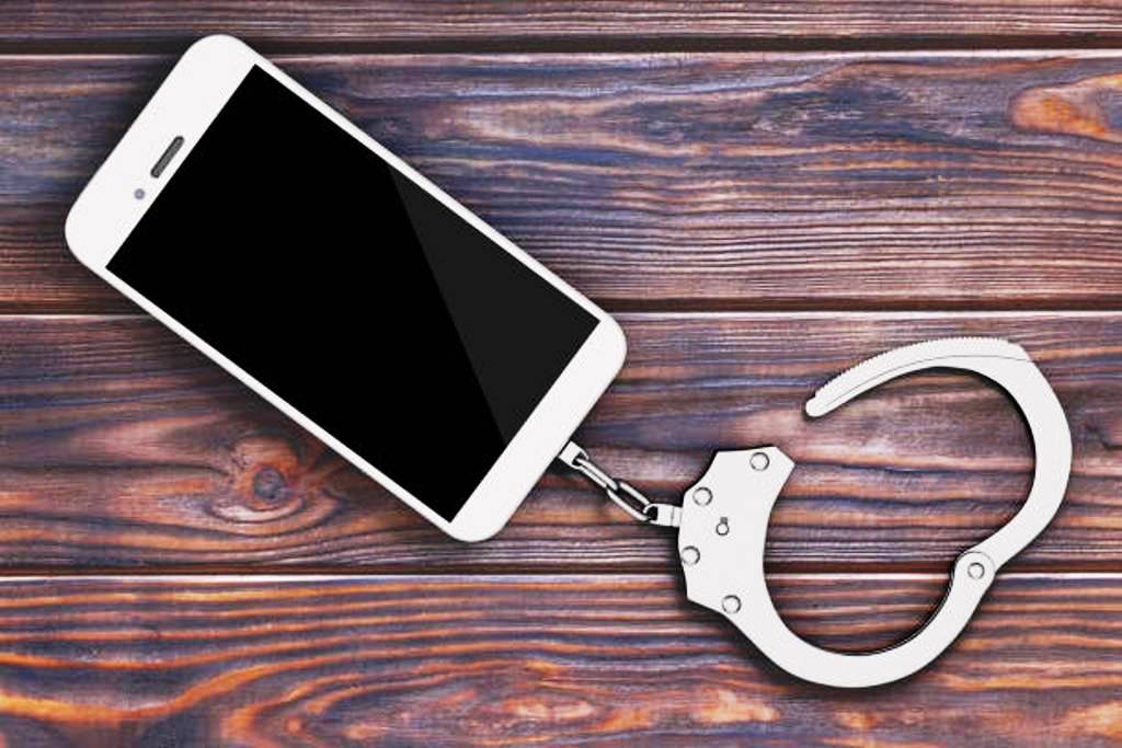 Жительницу Якутска приговорили к лишению свободы за кражу телефона