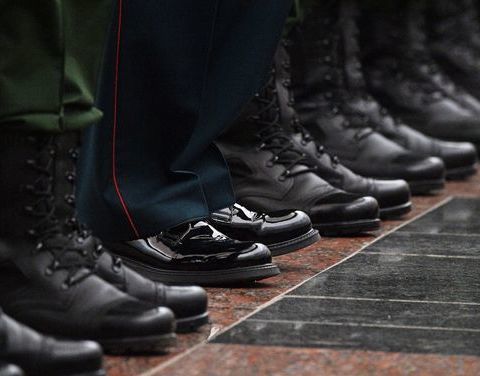 Пункт отбора на военную службу по контракту продолжает работу в Нерюнгри