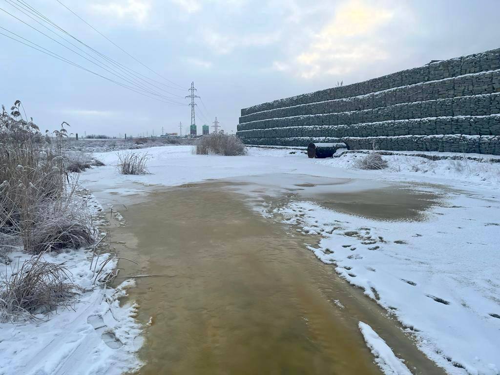 Экологи не выявили факт незаконного слива сточных вод на Зеленом лугу Якутска