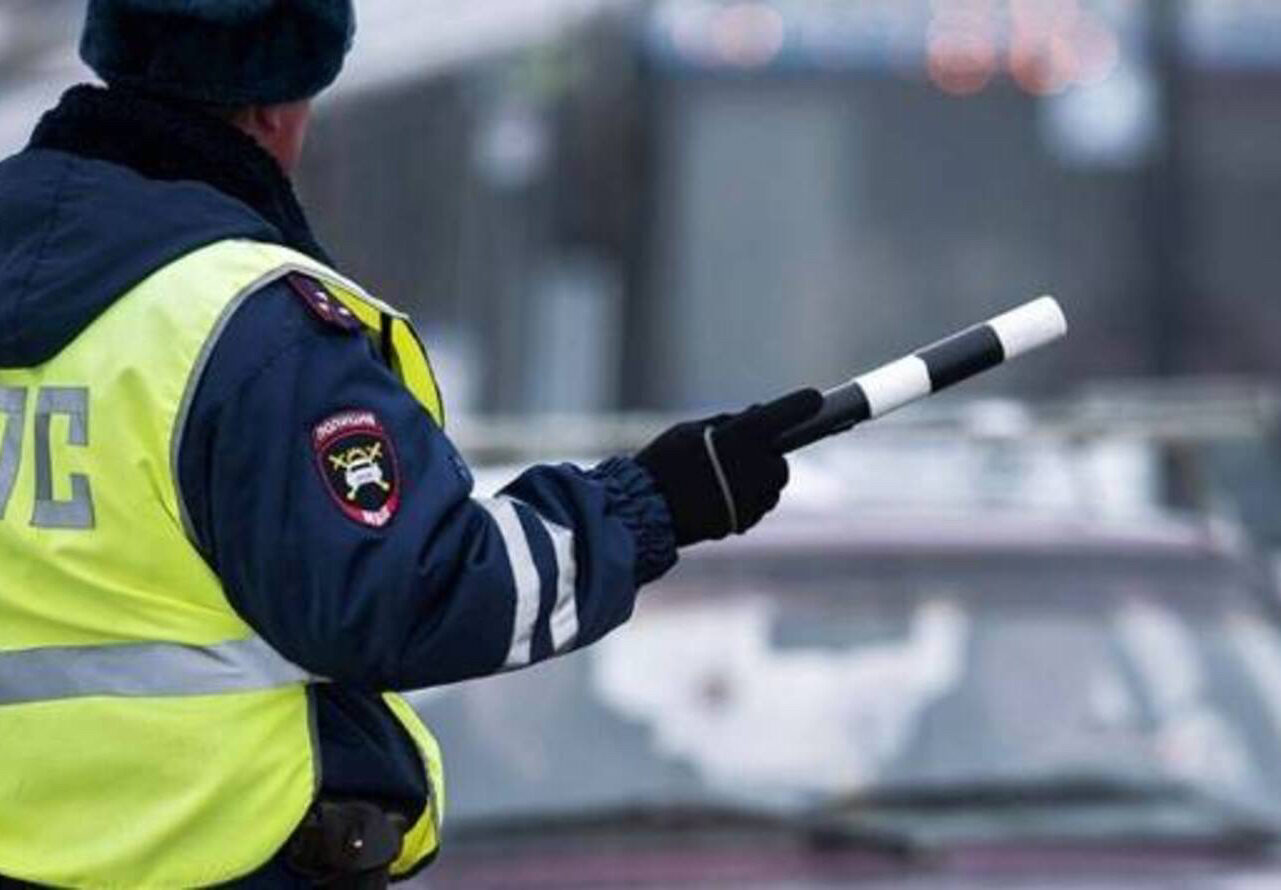 Напавшего с ножом на инспектора ДПС мужчину задержали в Якутии