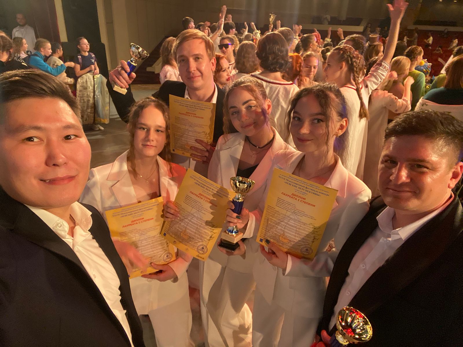 Вокалисты из Мирного победили в трех номинациях в конкурсе «Невские перспективы»