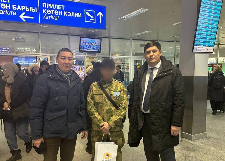 Участника СВО встретили в аэропорту «Якутск»