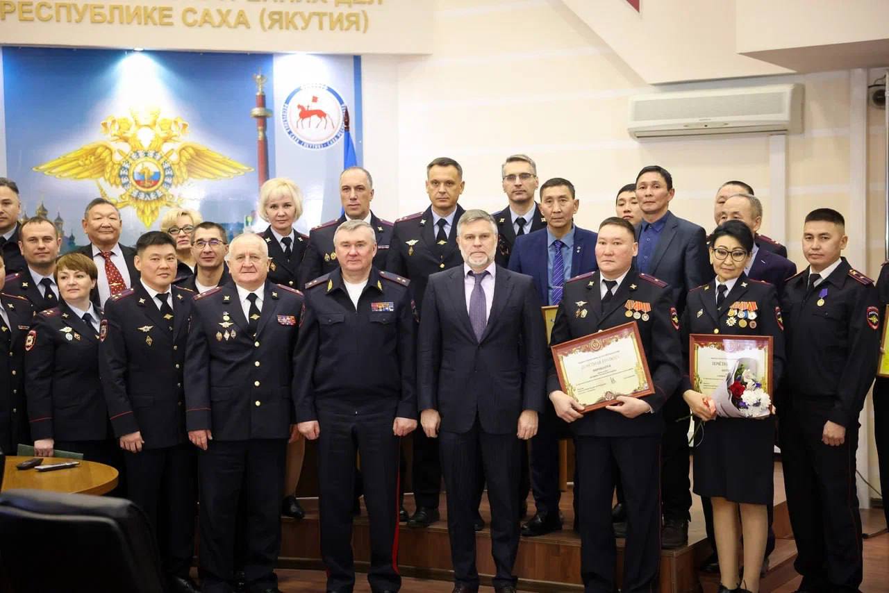 Кирилл Бычков поздравил со 100-летним юбилеем службу уполномоченных полиции Якутии