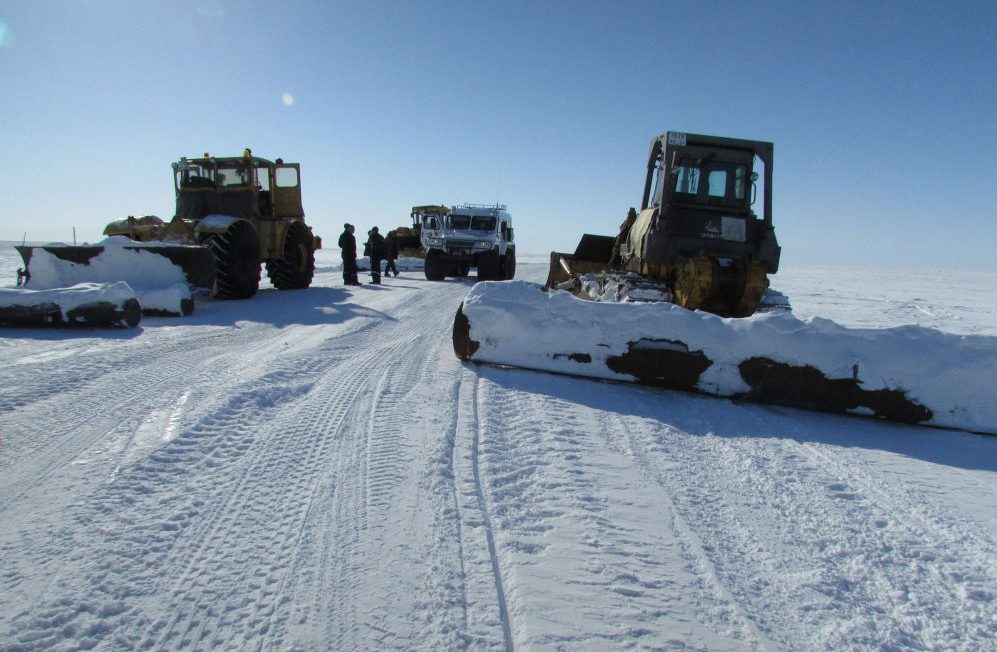 Движение транспорта с весом до 20 тонн открыли на участке автодороги «Арктика» в Якутии