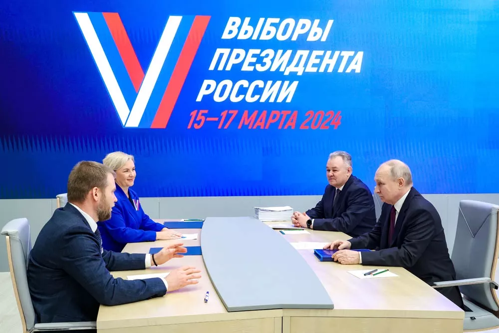 ЦИК принял документы Владимира Путина для выдвижения на выборах президента
