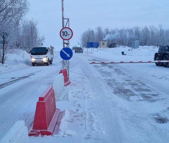 Грузоподъемность увеличили на автозимнике через реку Лену в Якутии