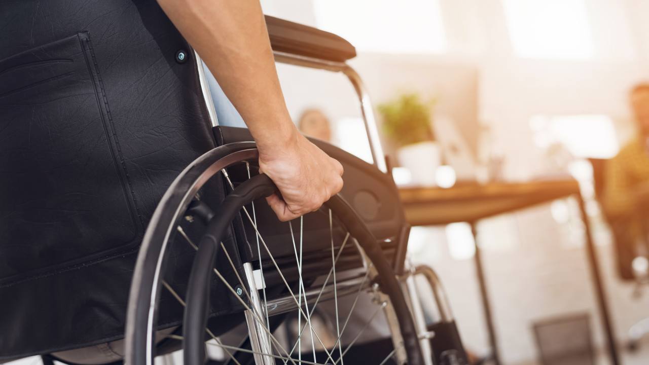 Правительство РФ дополнительно выделило 1,6 млрд рублей на средства реабилитации для инвалидов