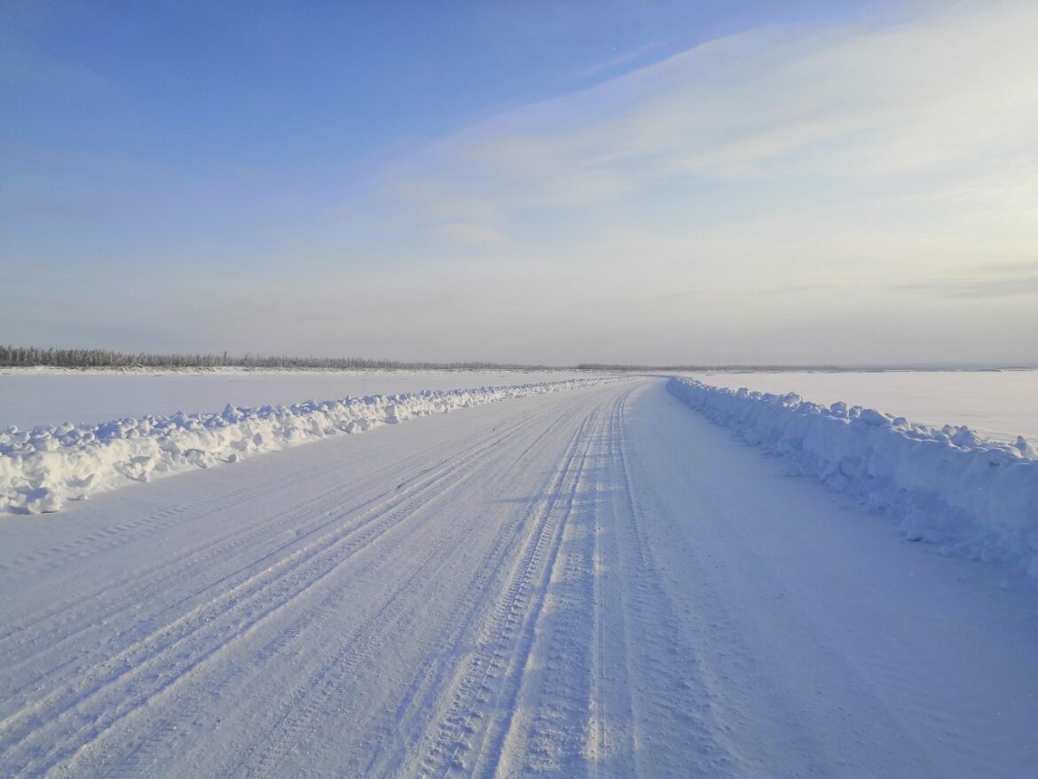 Автозимник по направлению «Сангар – Булуус» открыли в Якутии