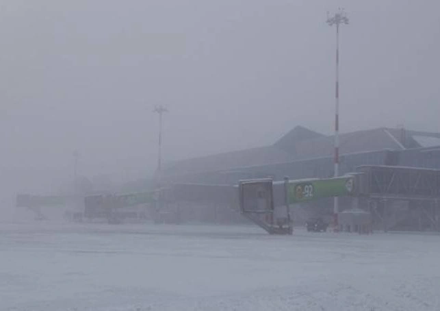Аэропорт «Якутск» работает в штатном режиме в условиях плотного тумана