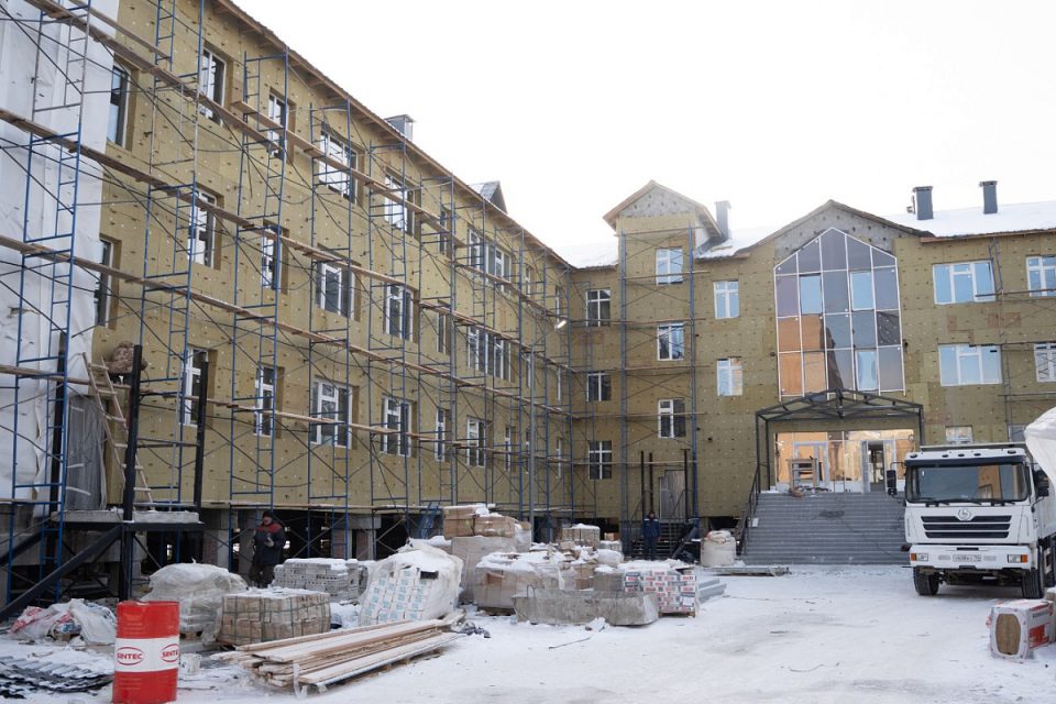 Рекордное количество школ модернизировали в Якутии в 2023 году