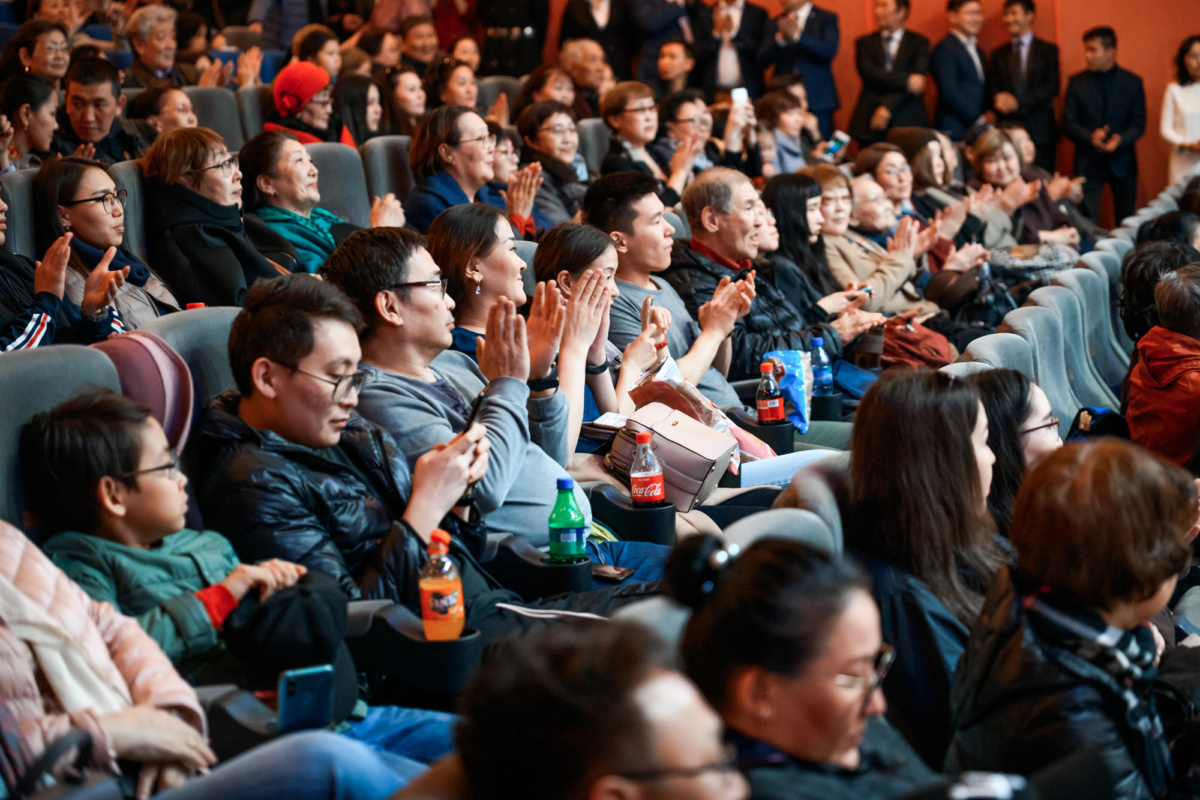 Порядка 40 тысяч якутян получили возможность смотреть кино на большом экране