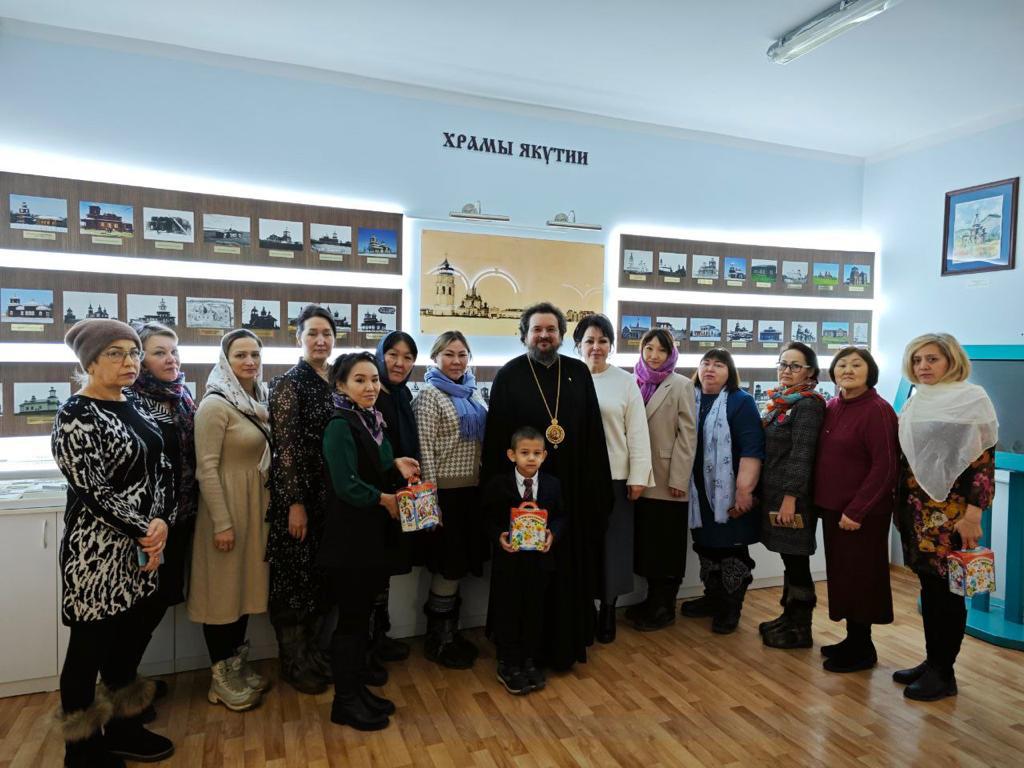 Архиепископ Роман встретился с женами и матерями воинов, погибших в зоне СВО