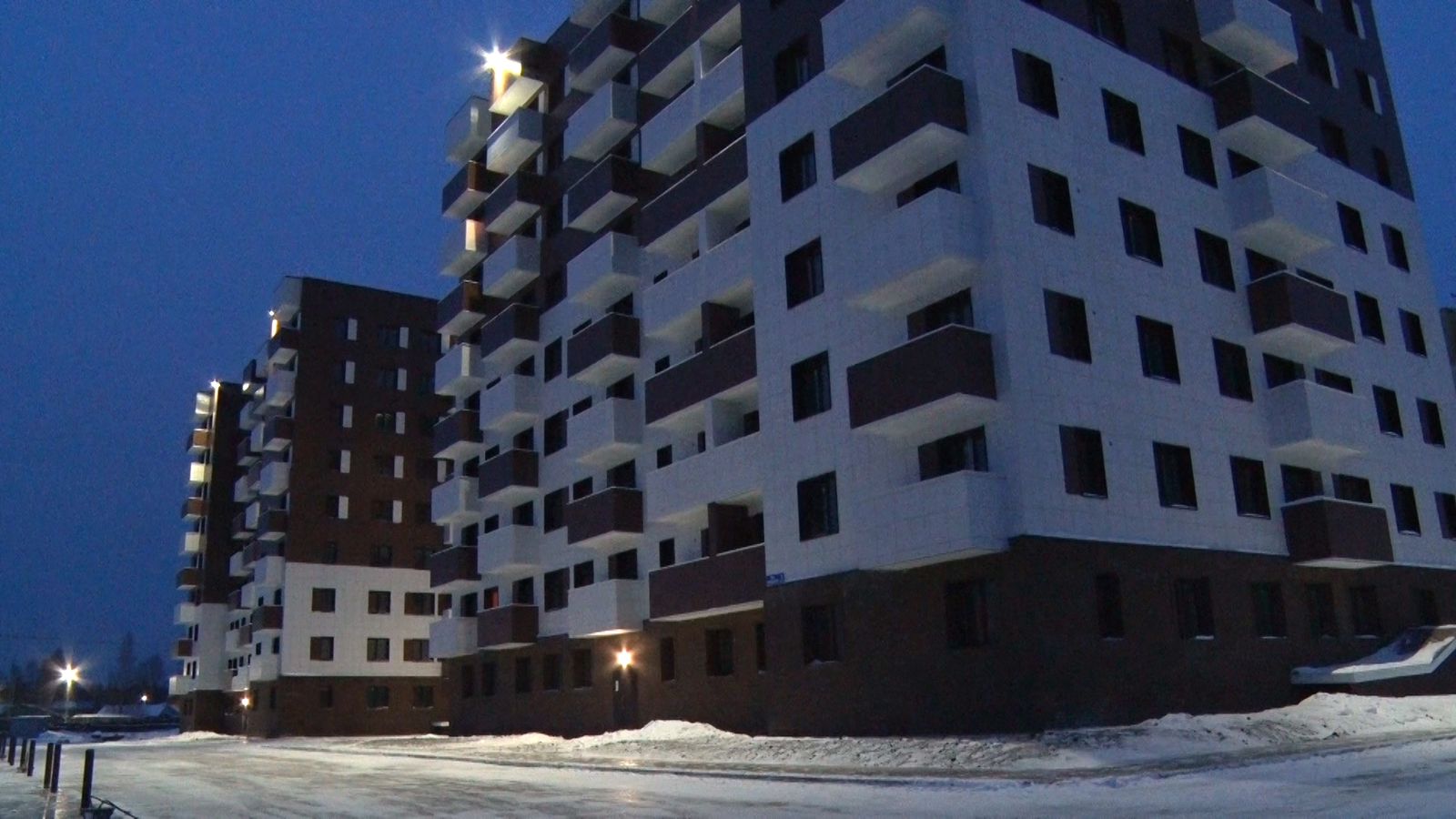 Два новых многоквартирных дома заселили в Ленске