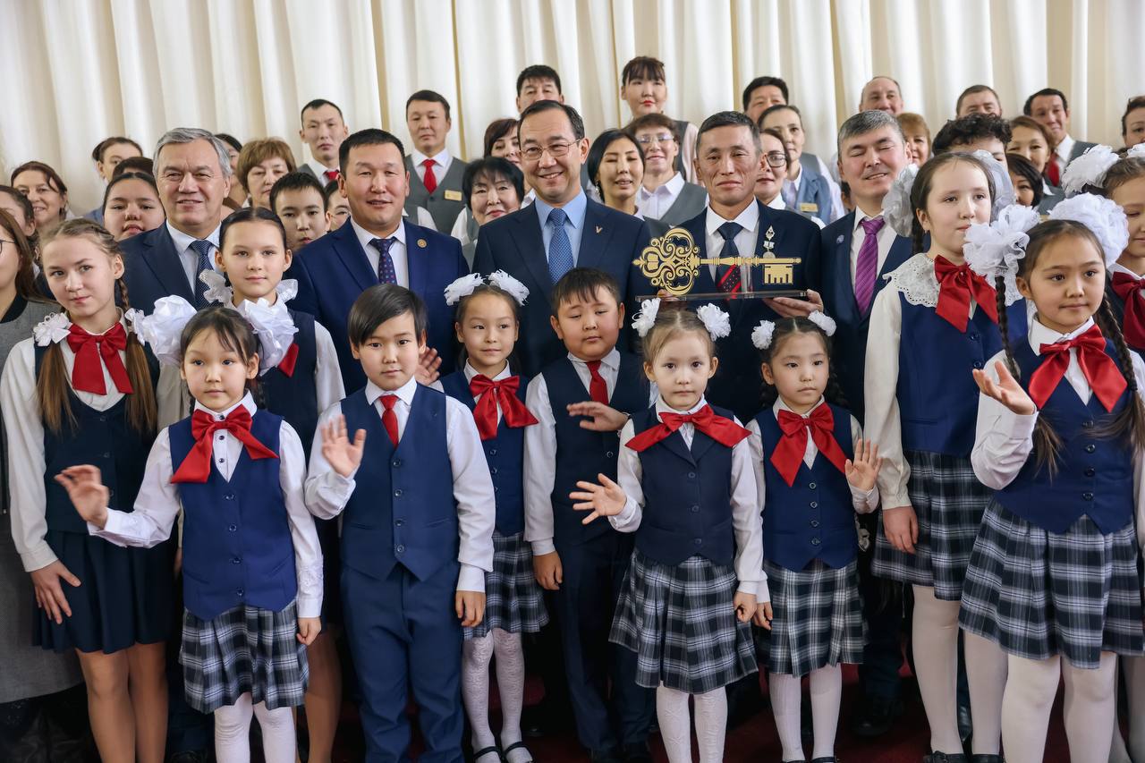 Новая школа открылась в Хангаласском районе Якутии