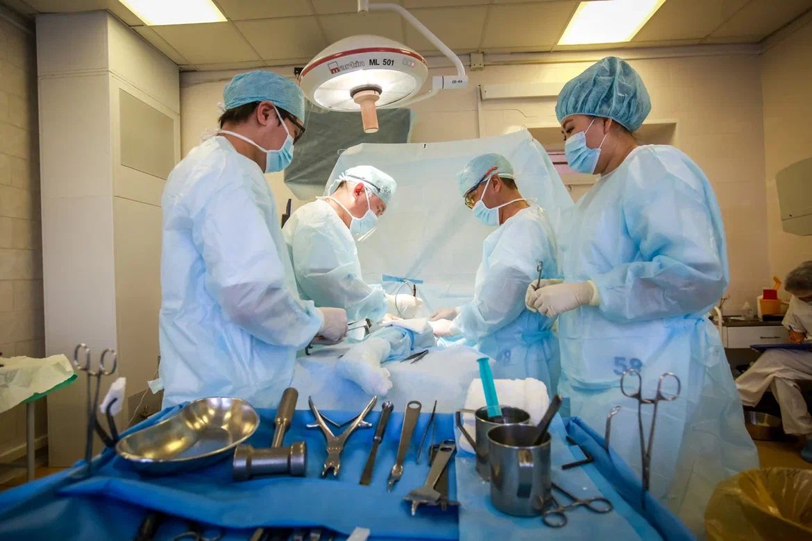 Хирурги Якутска станут регулярно проводить операции в районах