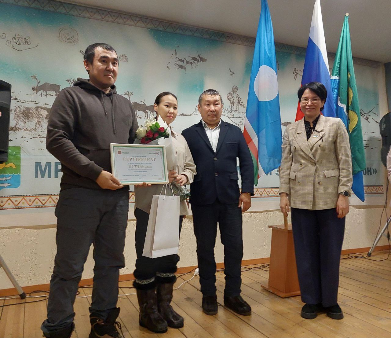 Семьи Жиганского района получили сертификаты на региональные маткапиталы
