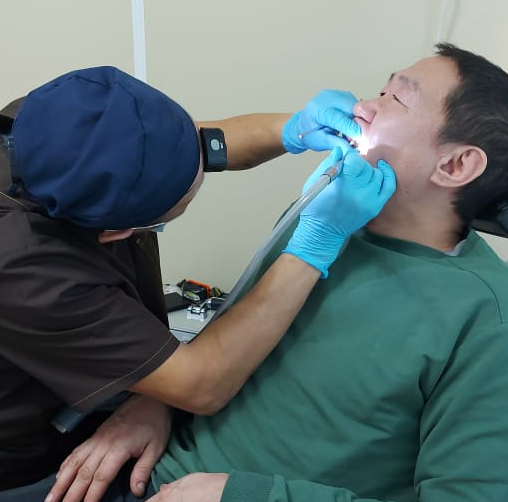 Мобильная бригада стоматологов работает в Нижнеколымском районе