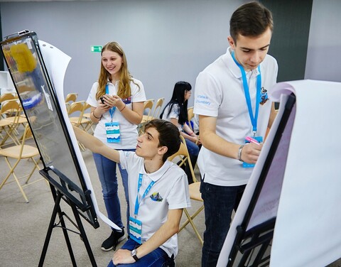 Почти 700 тысяч школьников участвуют во всероссийской олимпиаде «Ближе к Дальнему»