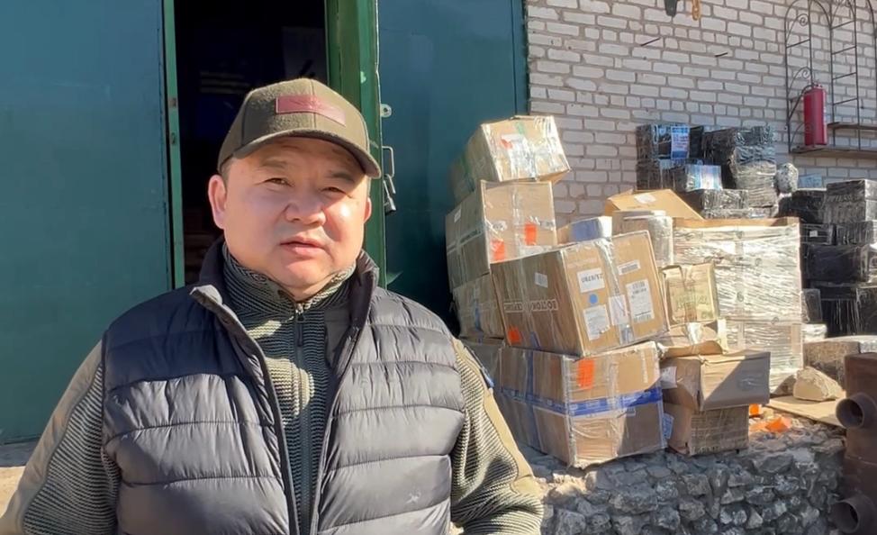Опорные пункты Якутии завершают доставку праздничных наборов бойцам в зоне СВО