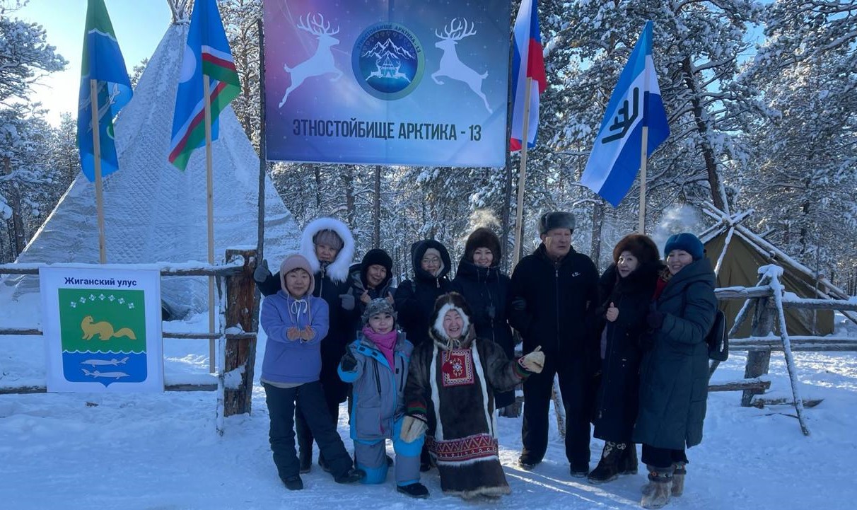 Первое передвижное этностойбище создается в Якутске