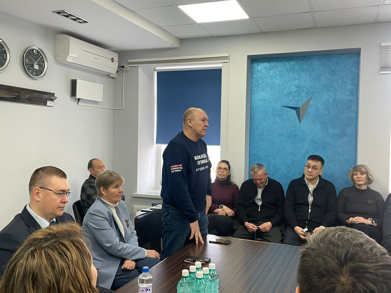 Доверенные лица Владимира Путина встретились с работниками авиапредприятий Якутии