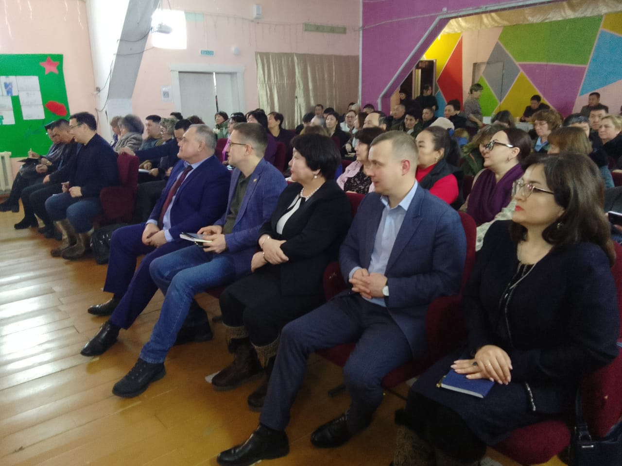 Жители села Петропавловск положительно оценили работу правительства Якутии
