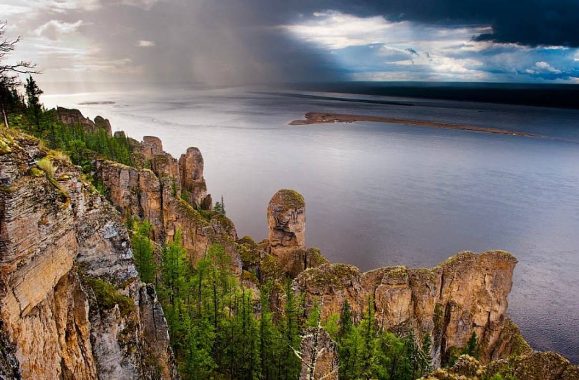Однодневный круиз планируют запустить в нацпарке «Ленские столбы» в Якутии