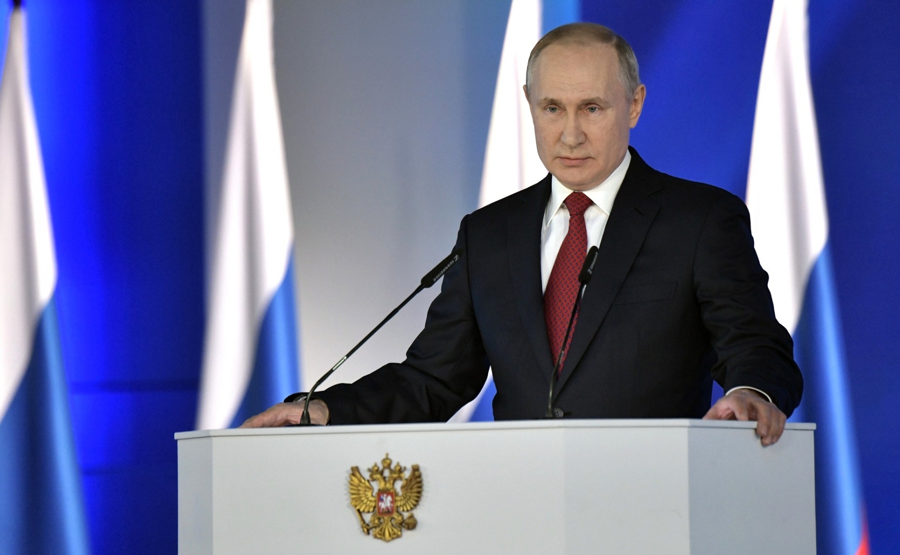 Владимир Путин: Мы должны добиться устойчивого роста рождаемости