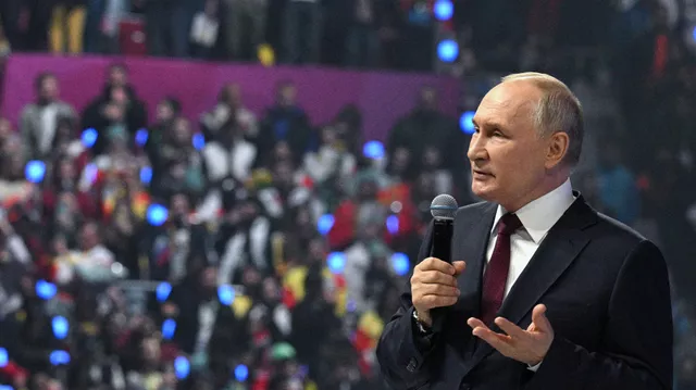 Владимир Путин рассказал об уникальной роли женщин в России