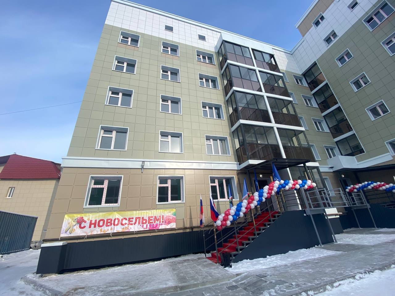 Два многоквартирных жилых дома ввели в Якутии