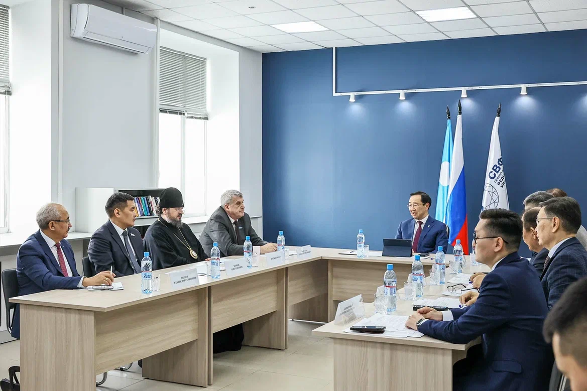 Глава Якутии поставил задачи региональному отделению российского общества «Знание»