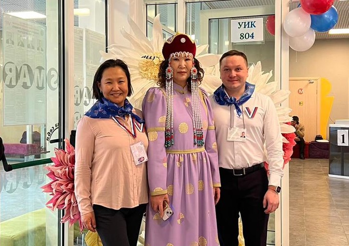 Выборы президента: национальные и культурные общины Якутии голосуют за Россию