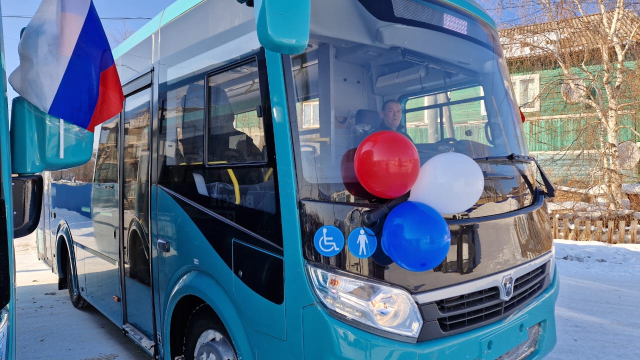 Пять новых автобусов доставили в Олекминск